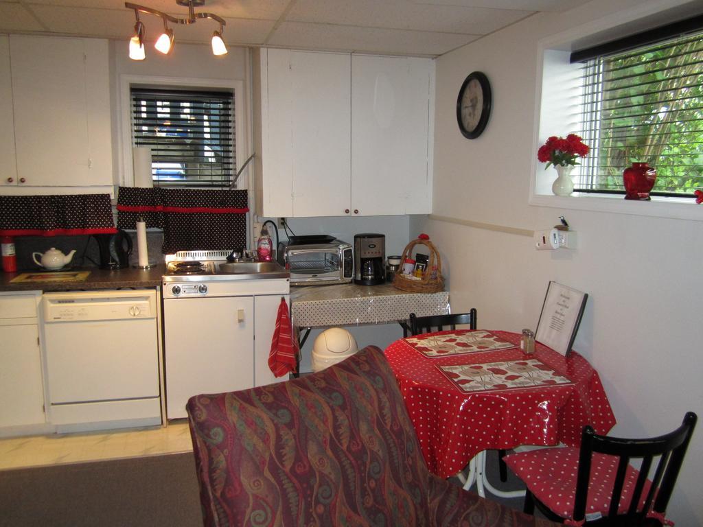 Casey'S Bed & Breakfast Whitehorse Quarto foto